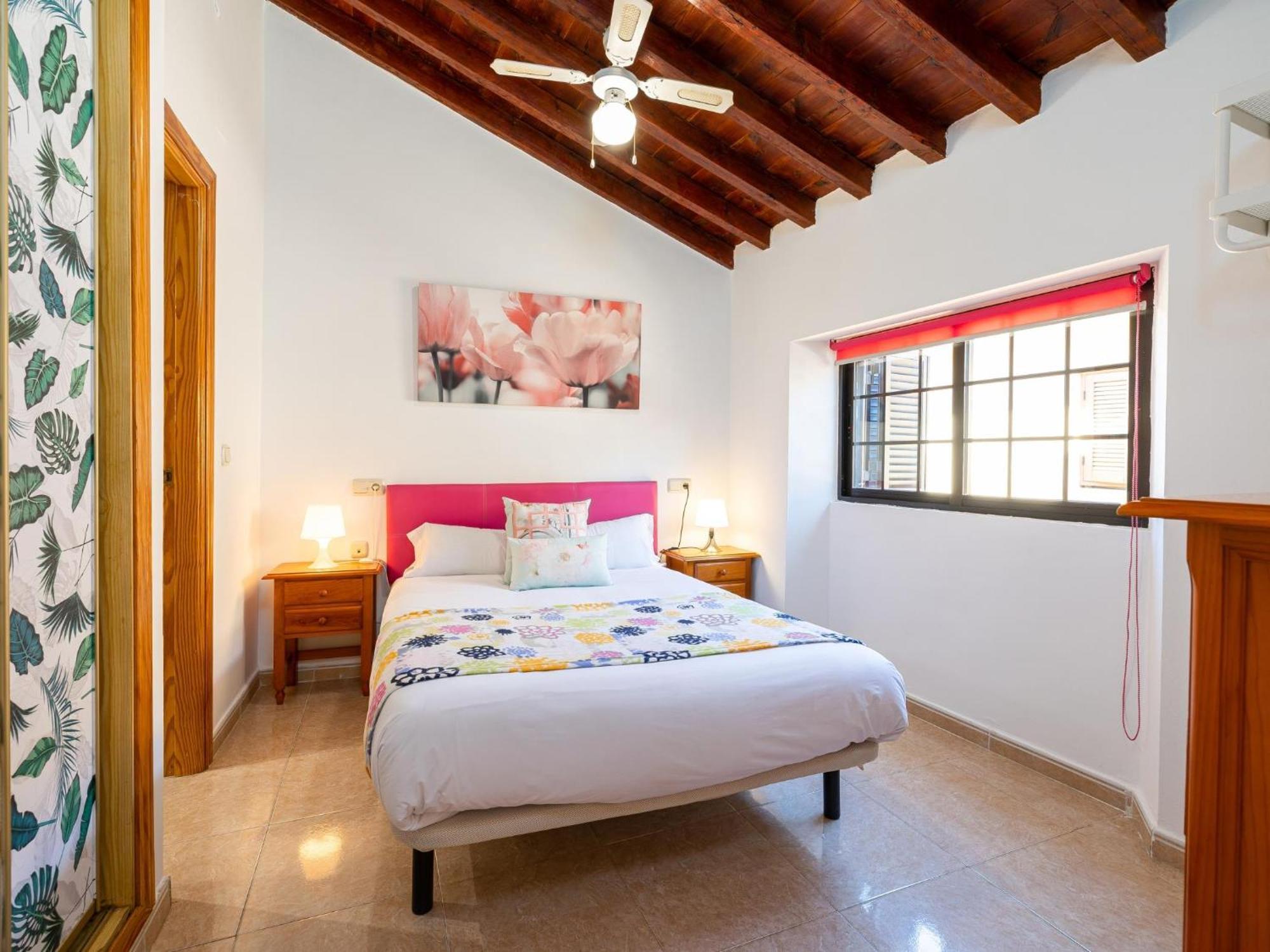 H2M Lazcano With Sunny Terrace In Old Town Malaga Exterior photo