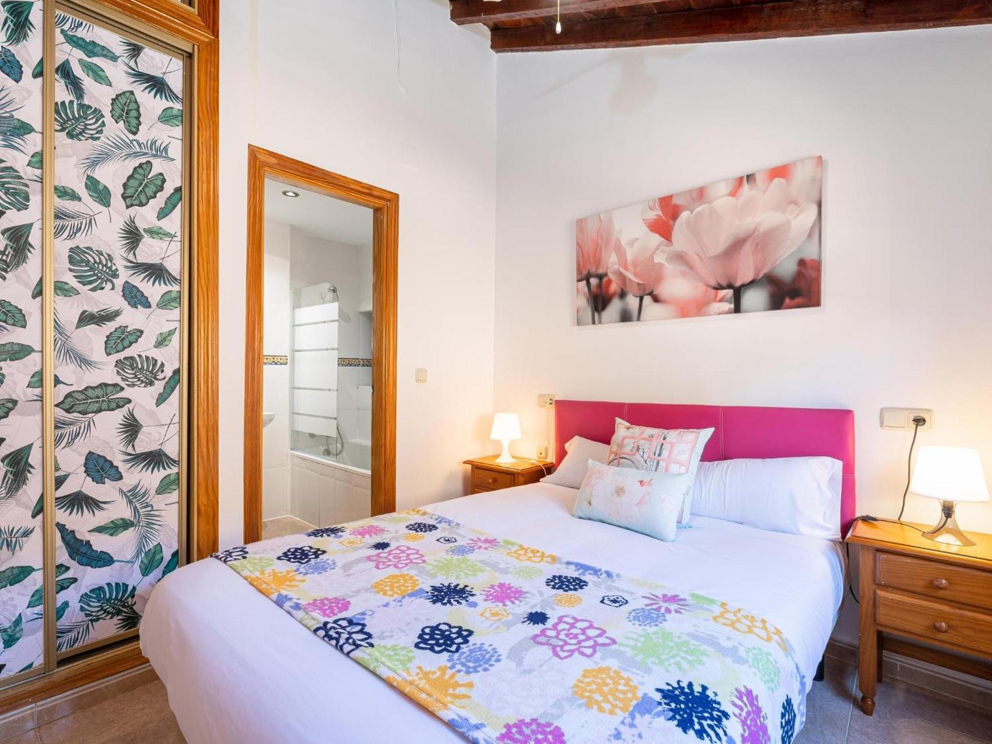 H2M Lazcano With Sunny Terrace In Old Town Malaga Exterior photo